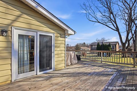 Tiny photo for 1210 S Broadway Street, McHenry, IL 60050 (MLS # 12587293)