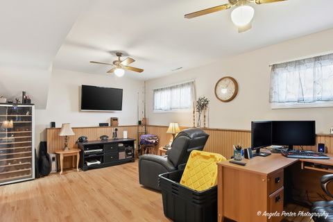 Tiny photo for 1210 S Broadway Street, McHenry, IL 60050 (MLS # 12587293)