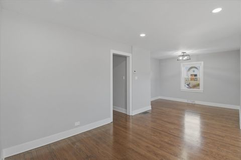 Tiny photo for 5400 S Nashville Avenue, Chicago, IL 60638 (MLS # 12621948)