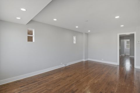 Tiny photo for 5400 S Nashville Avenue, Chicago, IL 60638 (MLS # 12621948)