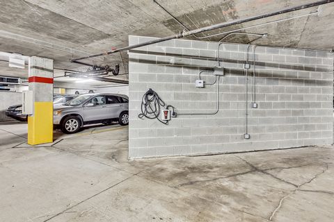 Tiny photo for 1000 W Adams Street #203, Chicago, IL 60607 (MLS # 12495116)