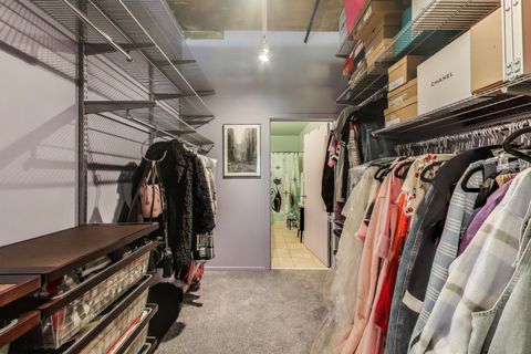 Tiny photo for 1000 W Adams Street #203, Chicago, IL 60607 (MLS # 12495116)