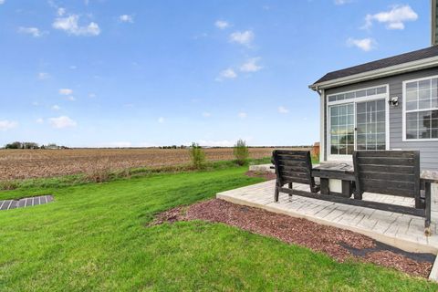 Tiny photo for 1624 Moran Drive, Shorewood, IL 60404 (MLS # 12616914)