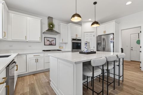 Tiny photo for 1624 Moran Drive, Shorewood, IL 60404 (MLS # 12616914)