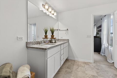 Tiny photo for 1624 Moran Drive, Shorewood, IL 60404 (MLS # 12616914)