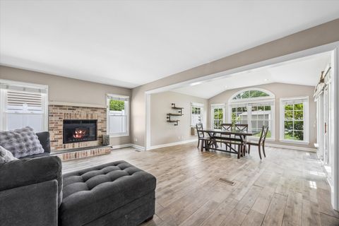 Tiny photo for 6155 Ivy Drive, Lisle, IL 60532 (MLS # 12657036)