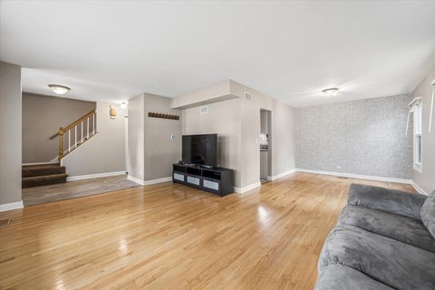 Tiny photo for 6155 Ivy Drive, Lisle, IL 60532 (MLS # 12657036)