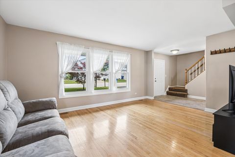 Tiny photo for 6155 Ivy Drive, Lisle, IL 60532 (MLS # 12657036)
