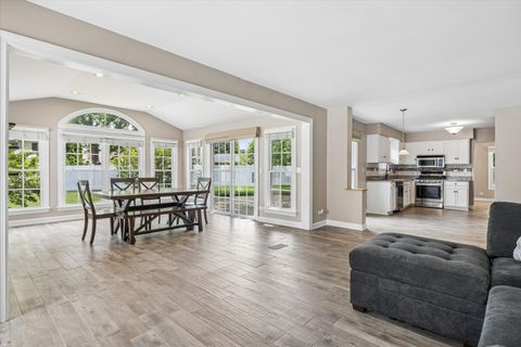 Tiny photo for 6155 Ivy Drive, Lisle, IL 60532 (MLS # 12657036)