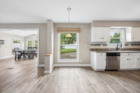 Tiny photo for 6155 Ivy Drive, Lisle, IL 60532 (MLS # 12657036)