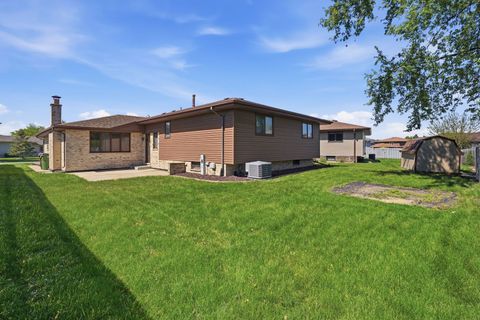 Tiny photo for 8512 161st Place, Tinley Park, IL 60487 (MLS # 12616589)