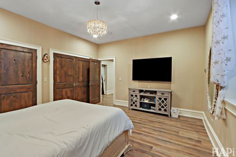 Tiny photo for 18 Enclave Court, South Barrington, IL 60010 (MLS # 12570480)