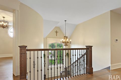Tiny photo for 18 Enclave Court, South Barrington, IL 60010 (MLS # 12570480)