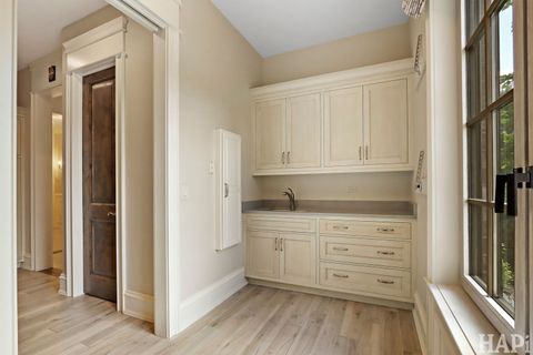 Tiny photo for 18 Enclave Court, South Barrington, IL 60010 (MLS # 12570480)