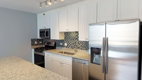 Tiny photo for 33 W Ontario Street #24I, Chicago, IL 60654 (MLS # 12503363)