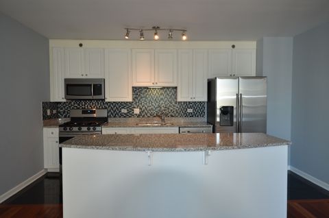 Tiny photo for 33 W Ontario Street #24I, Chicago, IL 60654 (MLS # 12503363)