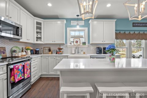 Tiny photo for 314 E Jefferson Avenue, Wheaton, IL 60187 (MLS # 12543177)