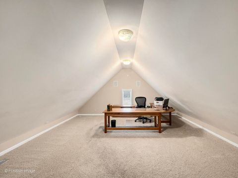 Tiny photo for 525 S Oak Avenue, Westmont, IL 60559 (MLS # 12573030)