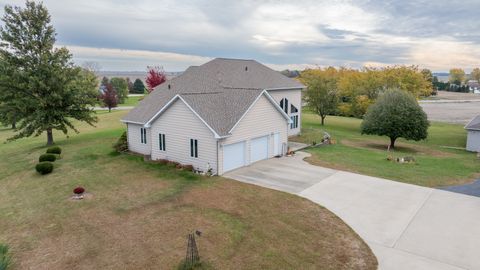 Tiny photo for 28953 Knob Hill Court, Rock Falls, IL 61071 (MLS # 12505208)