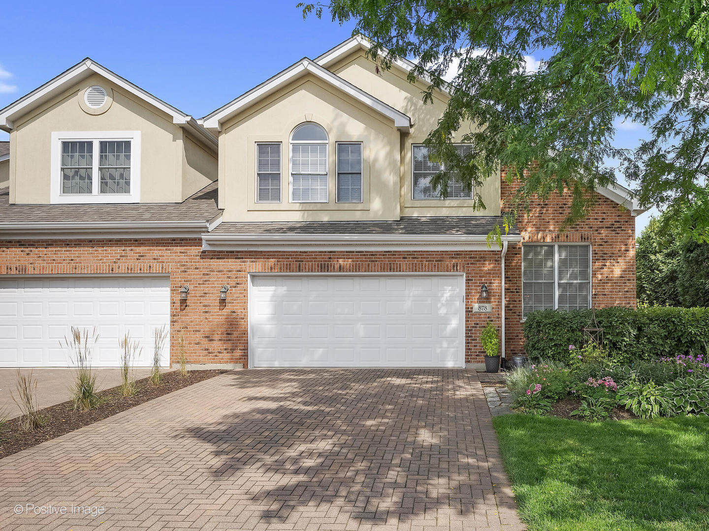 View Glen Ellyn, IL 60137 townhome