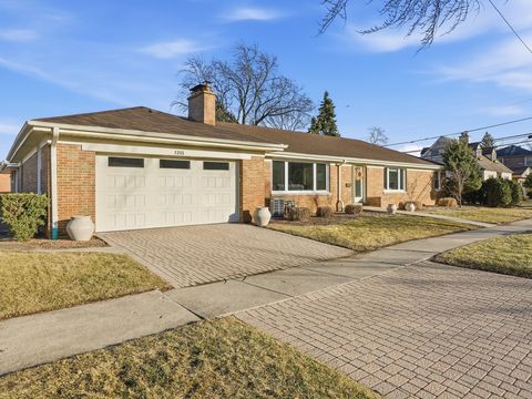 1201 S Knight Avenue Park Ridge IL 60068