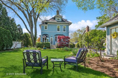 A home in Elmhurst