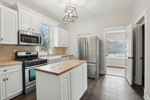 Tiny photo for 7959 S Saginaw Avenue, Chicago, IL 60617 (MLS # 12497185)
