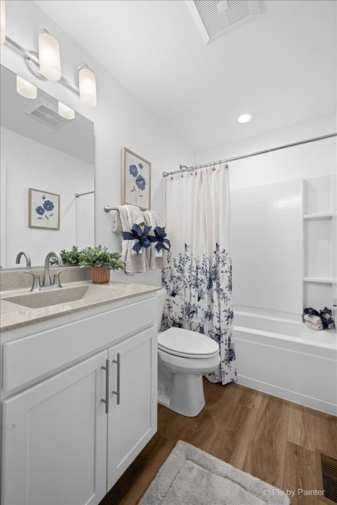 Tiny photo for 124 E Main Street, Cary, IL 60013 (MLS # 12556508)