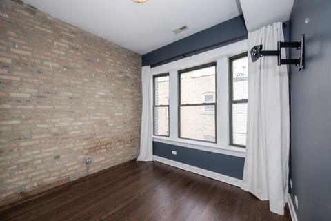Tiny photo for 3052 W Sunnyside Avenue #3, Chicago, IL 60625 (MLS # 12606275)