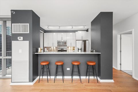 Tiny photo for 125 S Green Street #806A, Chicago, IL 60607 (MLS # 12495352)