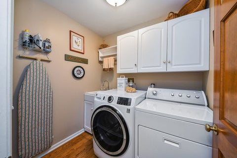 Tiny photo for 571 Apple River Drive, Naperville, IL 60565 (MLS # 12698853)