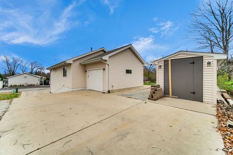 Tiny photo for 134 Fossil Lake Road, Wilmington, IL 60481 (MLS # 12521691)