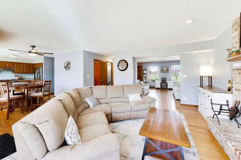 Tiny photo for 850 Tartans Drive, West Dundee, IL 60118 (MLS # 12578311)