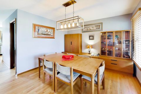 Tiny photo for 850 Tartans Drive, West Dundee, IL 60118 (MLS # 12578311)