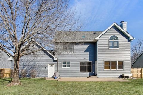 Tiny photo for 850 Tartans Drive, West Dundee, IL 60118 (MLS # 12578311)