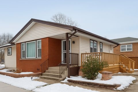 Photo of 214 Eastgate Avenue, Chicago Heights, IL 60411 (MLS # 12532481)