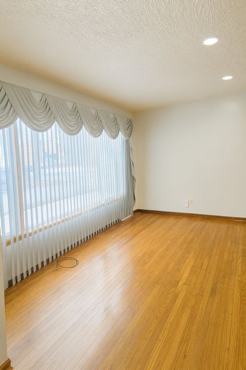 Tiny photo for 214 Eastgate Avenue, Chicago Heights, IL 60411 (MLS # 12532481)