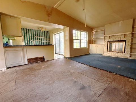 Tiny photo for 931 Chase Court, Gurnee, IL 60031 (MLS # 12617979)