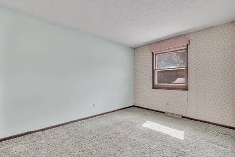 Tiny photo for 5731 N Howell Street, Davenport, IA 52806 (MLS # 12717636)