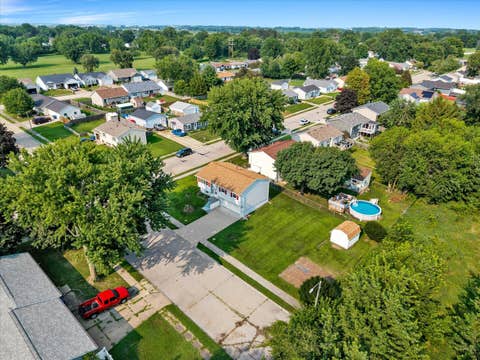 Tiny photo for 5731 N Howell Street, Davenport, IA 52806 (MLS # 12717636)