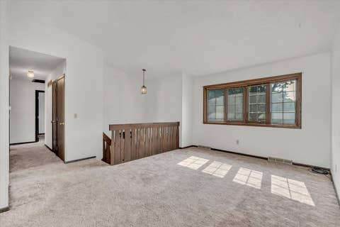 Tiny photo for 5731 N Howell Street, Davenport, IA 52806 (MLS # 12717636)