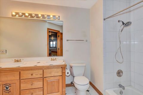 Tiny photo for 8543 Brookside Glen Drive, Tinley Park, IL 60487 (MLS # 12483242)