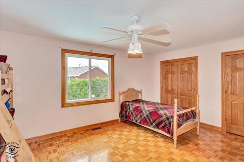 Tiny photo for 8543 Brookside Glen Drive, Tinley Park, IL 60487 (MLS # 12483242)