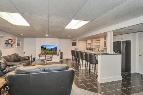 Tiny photo for 8543 Brookside Glen Drive, Tinley Park, IL 60487 (MLS # 12483242)