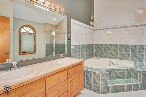 Tiny photo for 8543 Brookside Glen Drive, Tinley Park, IL 60487 (MLS # 12483242)