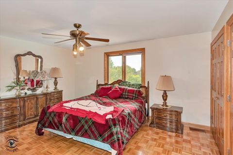 Tiny photo for 8543 Brookside Glen Drive, Tinley Park, IL 60487 (MLS # 12483242)