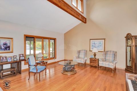 Tiny photo for 8543 Brookside Glen Drive, Tinley Park, IL 60487 (MLS # 12483242)