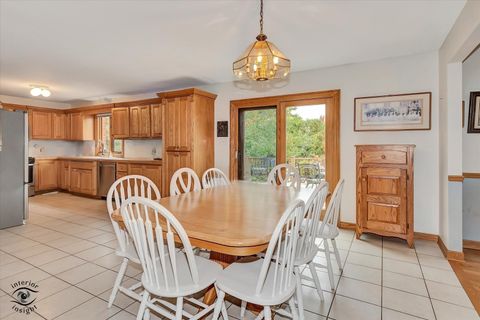 Tiny photo for 8543 Brookside Glen Drive, Tinley Park, IL 60487 (MLS # 12483242)