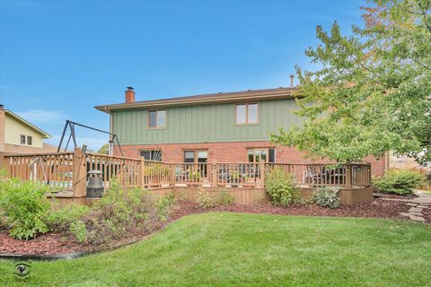 Tiny photo for 8543 Brookside Glen Drive, Tinley Park, IL 60487 (MLS # 12483242)