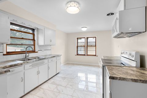 Tiny photo for 360 Streamside Drive, Harvey, IL 60426 (MLS # 12671138)